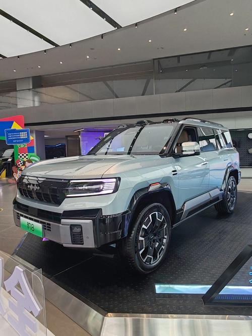 深圳50比亚迪方程豹硬派越野的爆款，英菲尼迪35周年与你共成长